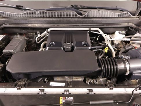 Used 2024 Chevrolet Colorado Z71 w/ Advanced Trailering Package AWD/4WD image 19