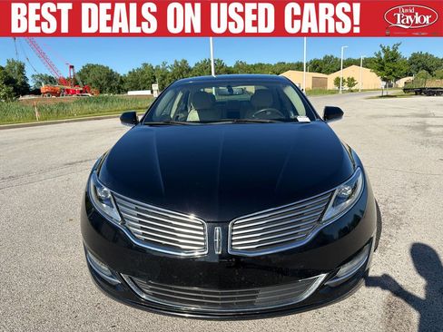 Used 2016 Lincoln MKZ w/ Equipment Group 200A Select FWD image 9
