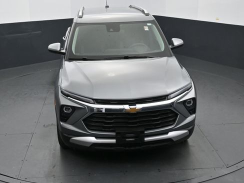 Used 2025 Chevrolet TrailBlazer LT w/ Driver Confidence Package image 33
