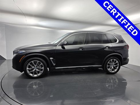 Certified 2024 BMW X5 sDrive40i w/ Premium Package image 7