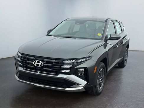 New 2026 Hyundai Tucson Blue SE AWD/4WD image 1