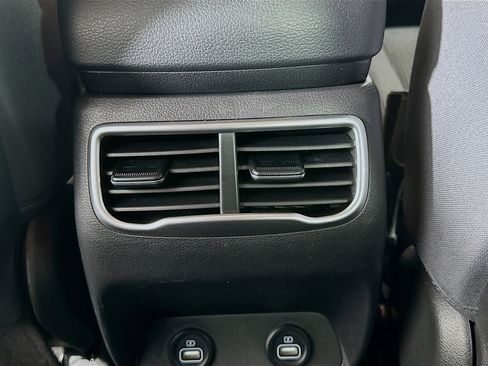 Used 2023 Hyundai Santa Fe SEL image 28