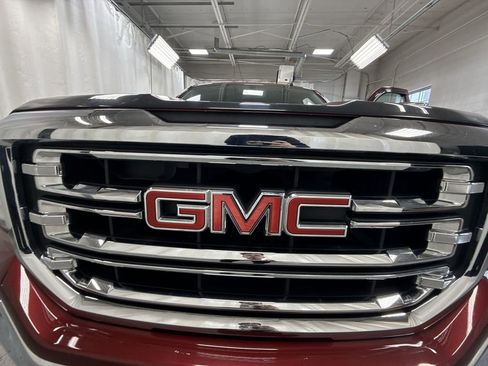 Used 2016 GMC Sierra 1500 SLT w/ SLT Premium Package image 32