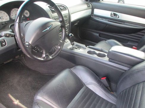 Used 2003 Ford Thunderbird image 10