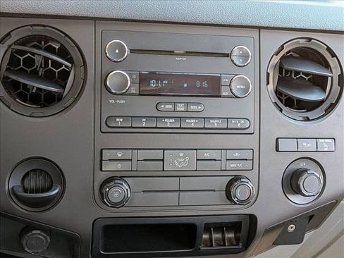 Used 2016 Ford F250 XL w/ XL Appearance Package RWD image 11