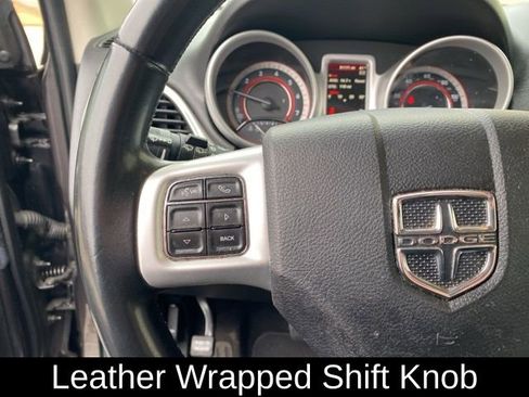 Used 2020 Dodge Journey SE w/ SE Popular Equipment Group image 19