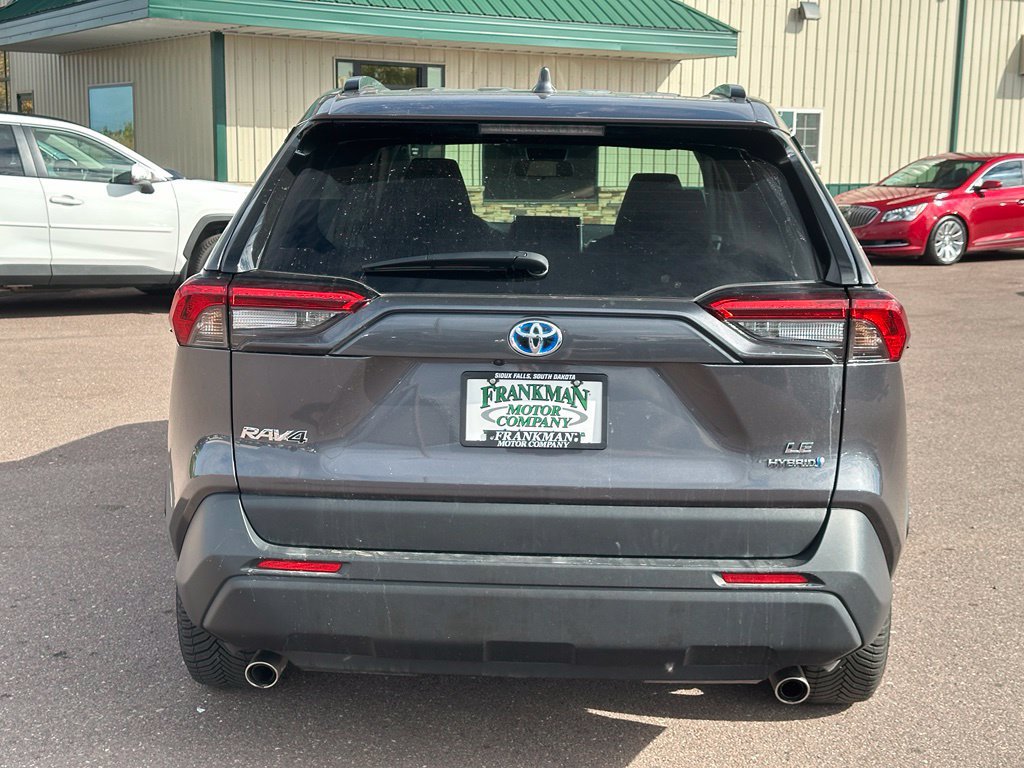Used 2024 Toyota RAV4 LE AWD/4WD image 37