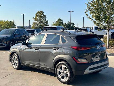 Used 2023 Hyundai Kona SEL w/ Convenience Package FWD image 9