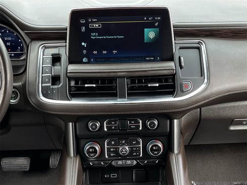 Used 2022 Chevrolet Tahoe Z71 w/ Luxury Package image 15