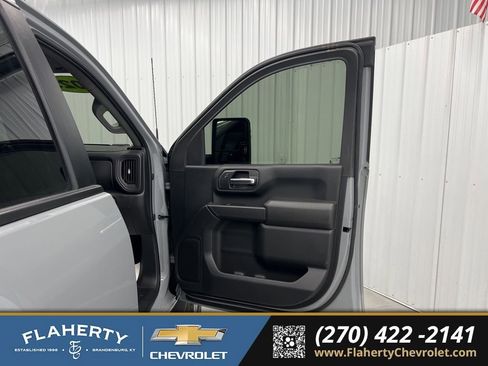 Used 2025 Chevrolet Silverado 2500 Custom w/ Custom Value Package image 14