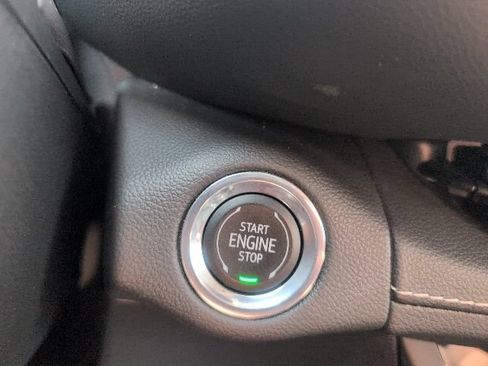 Used 2023 Buick Envision Essence AWD/4WD image 27