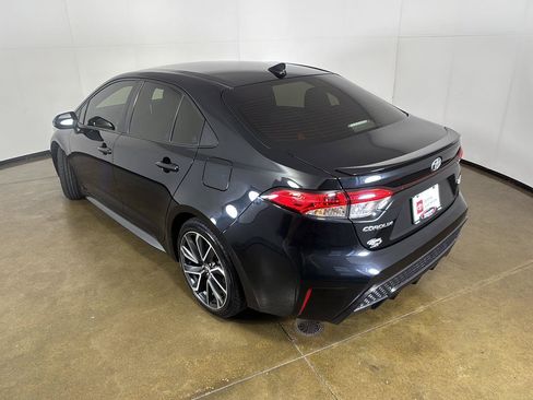 Used 2021 Toyota Corolla SE FWD image 23