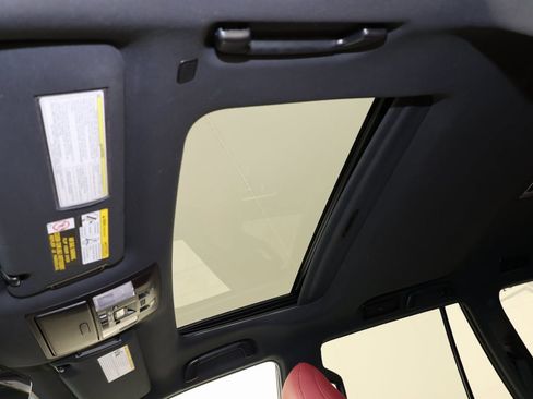 Used 2023 Lexus GX 460 Premium image 13