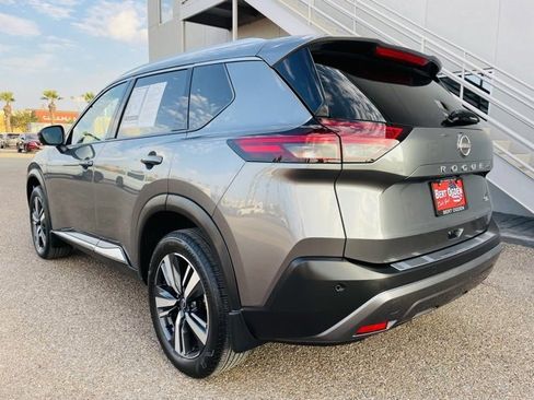 Certified 2023 Nissan Rogue SL image 5