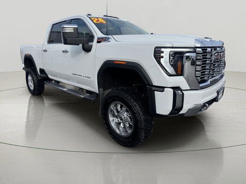 Used 2024 GMC Sierra 3500 Denali AWD/4WD image 1