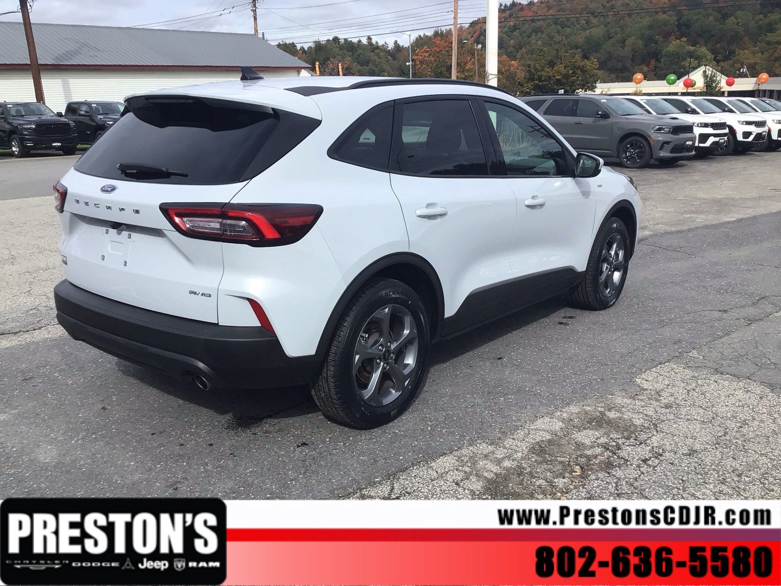 Used 2025 Ford Escape ST-Line Select AWD/4WD image 6