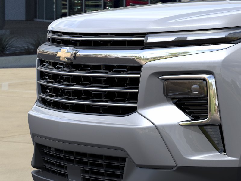 New 2027 Chevrolet Traverse LT w/ Driver Confidence Package FWD image 13