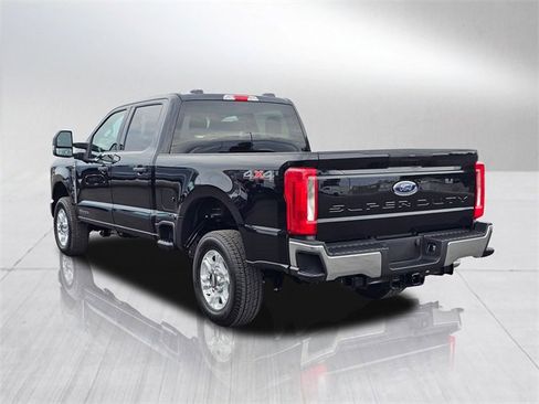 New 2026 Ford F250 XLT image 4