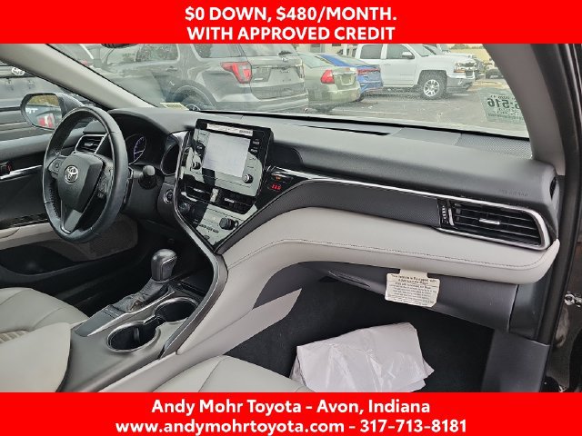 Used 2024 Toyota Camry SE w/ Convenience Package FWD image 19