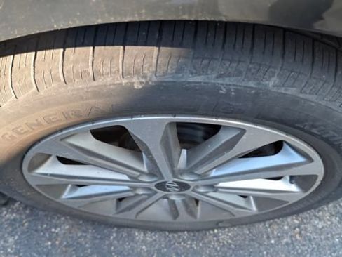 Used 2017 Hyundai Sonata Limited FWD image 5