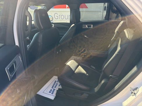 Used 2023 Ford Explorer ST-Line w/ Class IV Trailer Tow Package image 14