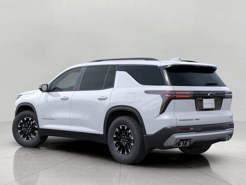 Used 2026 Chevrolet Traverse Z71 AWD/4WD image 3