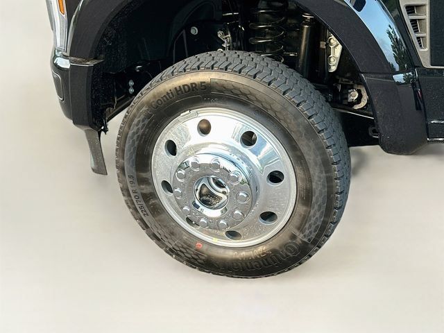 New 2027 Ford F450 Platinum w/ FX4 Off-Road Package AWD/4WD image 11