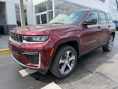 New 2026 Jeep Grand Cherokee Limited AWD/4WD image 4