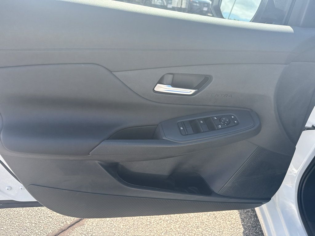 New 2027 Nissan Sentra SV FWD image 12