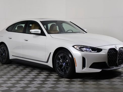 Used 2023 BMW i4 eDrive35 image 3