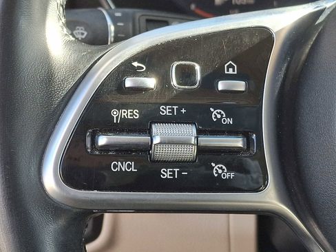 Used 2021 Mercedes-Benz GLC 300 GLC 300 image 18