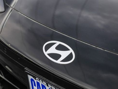 New 2025 Hyundai Ioniq 6 SE image 6