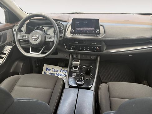 Used 2023 Nissan Rogue S AWD/4WD image 10