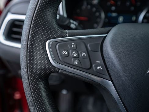 Used 2023 Chevrolet Equinox LT image 17