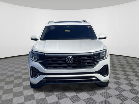 Used 2024 Volkswagen Atlas SEL Premium R-Line AWD/4WD image 3