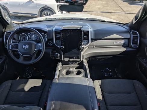 Used 2025 RAM 1500 Big Horn AWD/4WD image 14