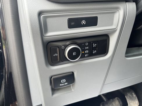 Used 2025 Ford F150 XLT w/ Equipment Group 301A Standard AWD/4WD image 14