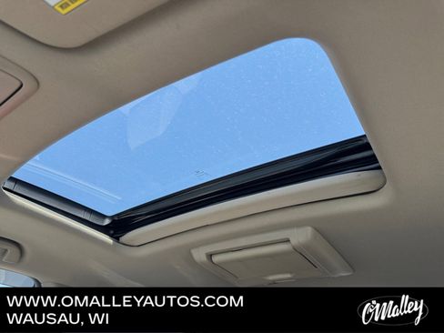 Used 2016 Honda Pilot Touring image 23