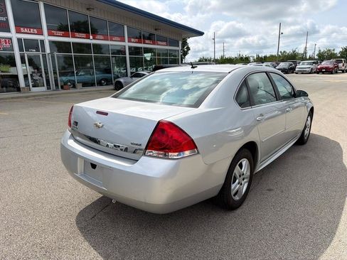 Used 2011 Chevrolet Impala LS FWD image 7