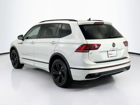 Used 2024 Volkswagen Tiguan SE R-Line FWD image 7