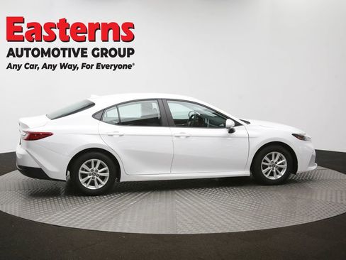 Used 2025 Toyota Camry LE FWD image 43