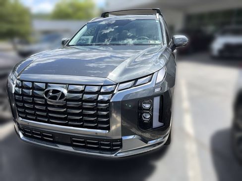 Used 2023 Hyundai Palisade Calligraphy AWD/4WD image 2