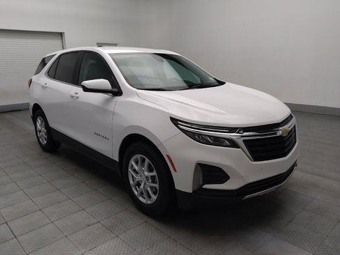 Used 2022 Chevrolet Equinox LT w/ Driver Convenience Package image 13