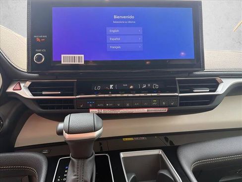 New 2026 Toyota Sienna Platinum AWD/4WD image 15