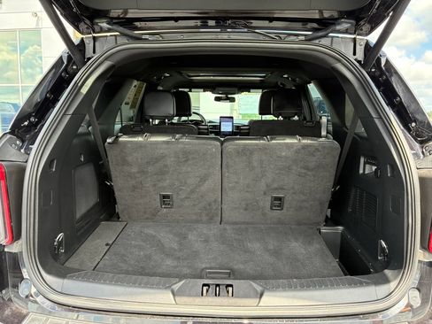 Used 2023 Ford Explorer ST w/ Technology Package AWD/4WD image 4