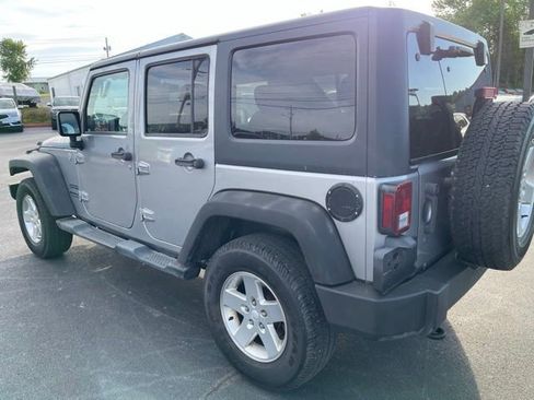 Used 2013 Jeep Wrangler Unlimited Sport AWD/4WD image 6