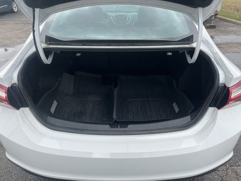 Used 2022 Chevrolet Malibu LT w/ Leather Package image 28