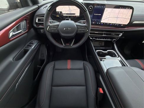 New 2026 Chevrolet Traverse RS image 11