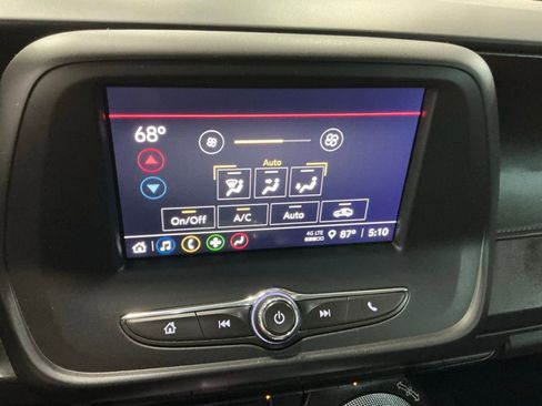 Used 2021 Chevrolet Camaro LT RWD image 6
