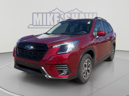 Used 2023 Subaru Forester Premium AWD/4WD image 1
